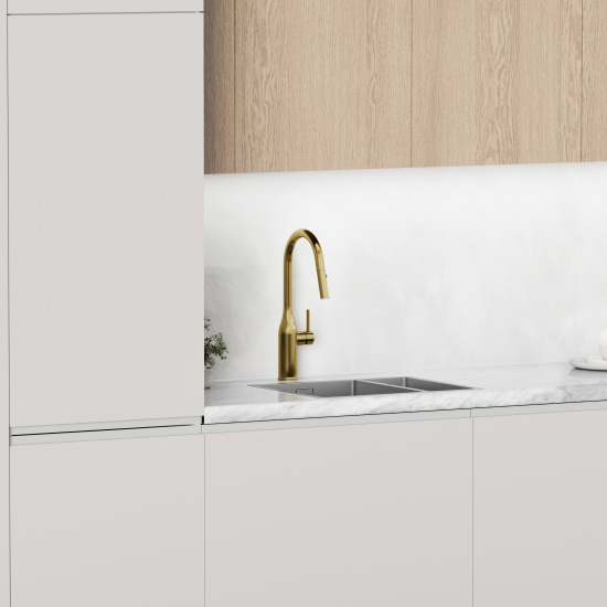 Смеситель для кухни Sancos Grand SC4002BG с выдвижной лейкой, брашированное золото
