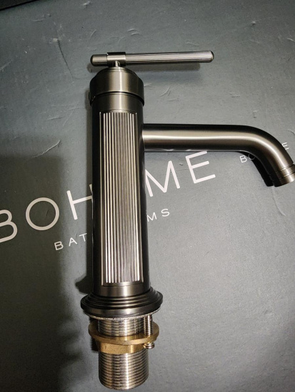 Смеситель для раковины Boheme Eterna 171-GM