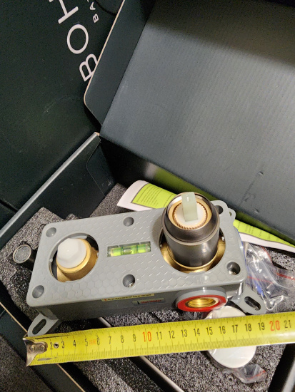 Смеситель для раковины Boheme Uno 465-GM с внутренней частью